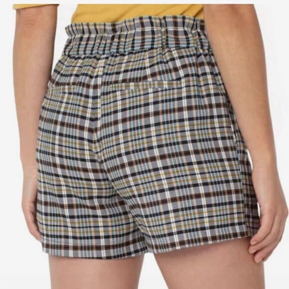 Liverpool Los Angeles Plaid Pattern Paper bag Waist Shorts Size Size Large NWT - Picture 3 of 7
